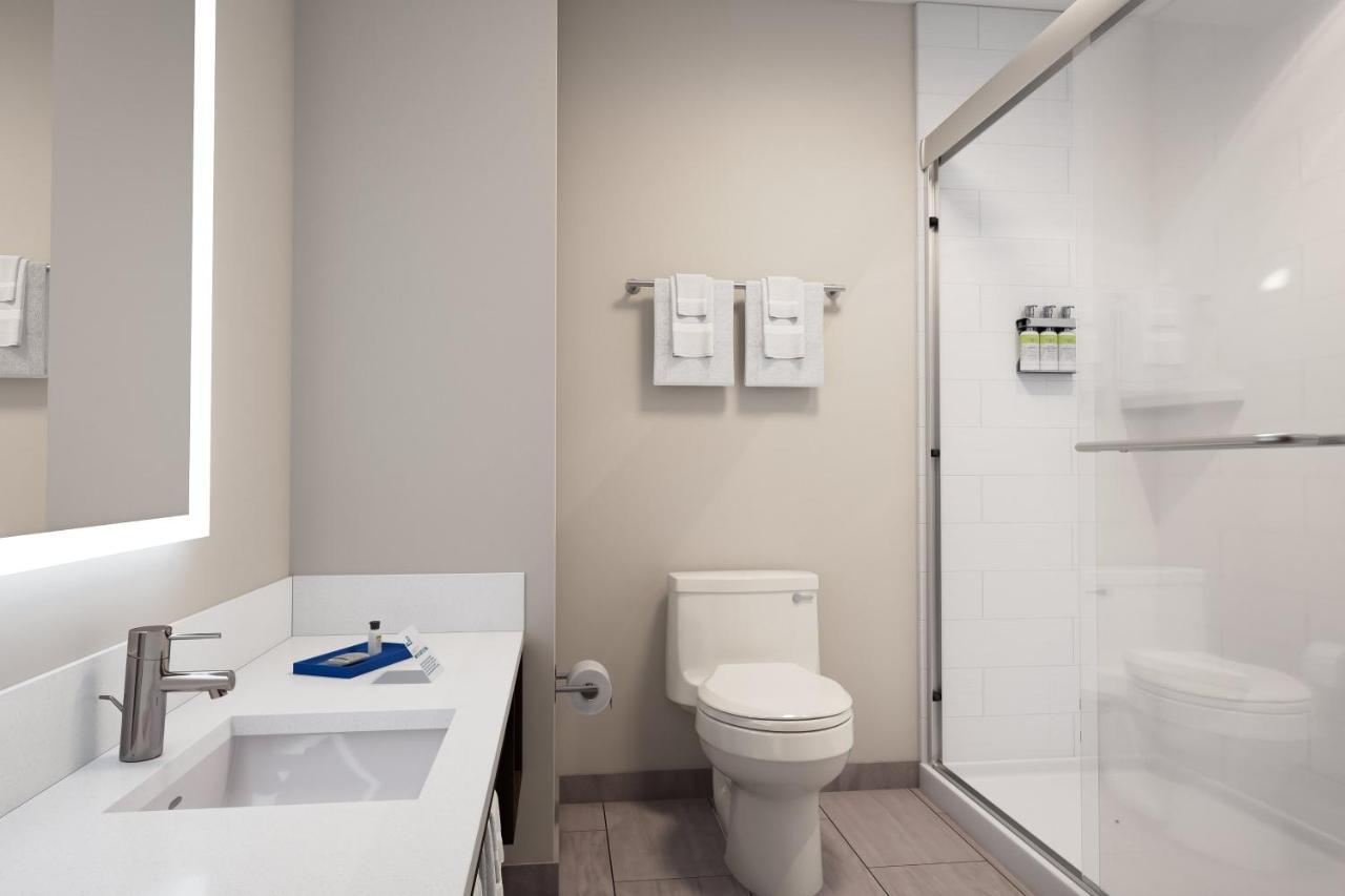 Holiday Inn Express & Suites - Hawaiian Gardens By Ihg Exteriér fotografie
