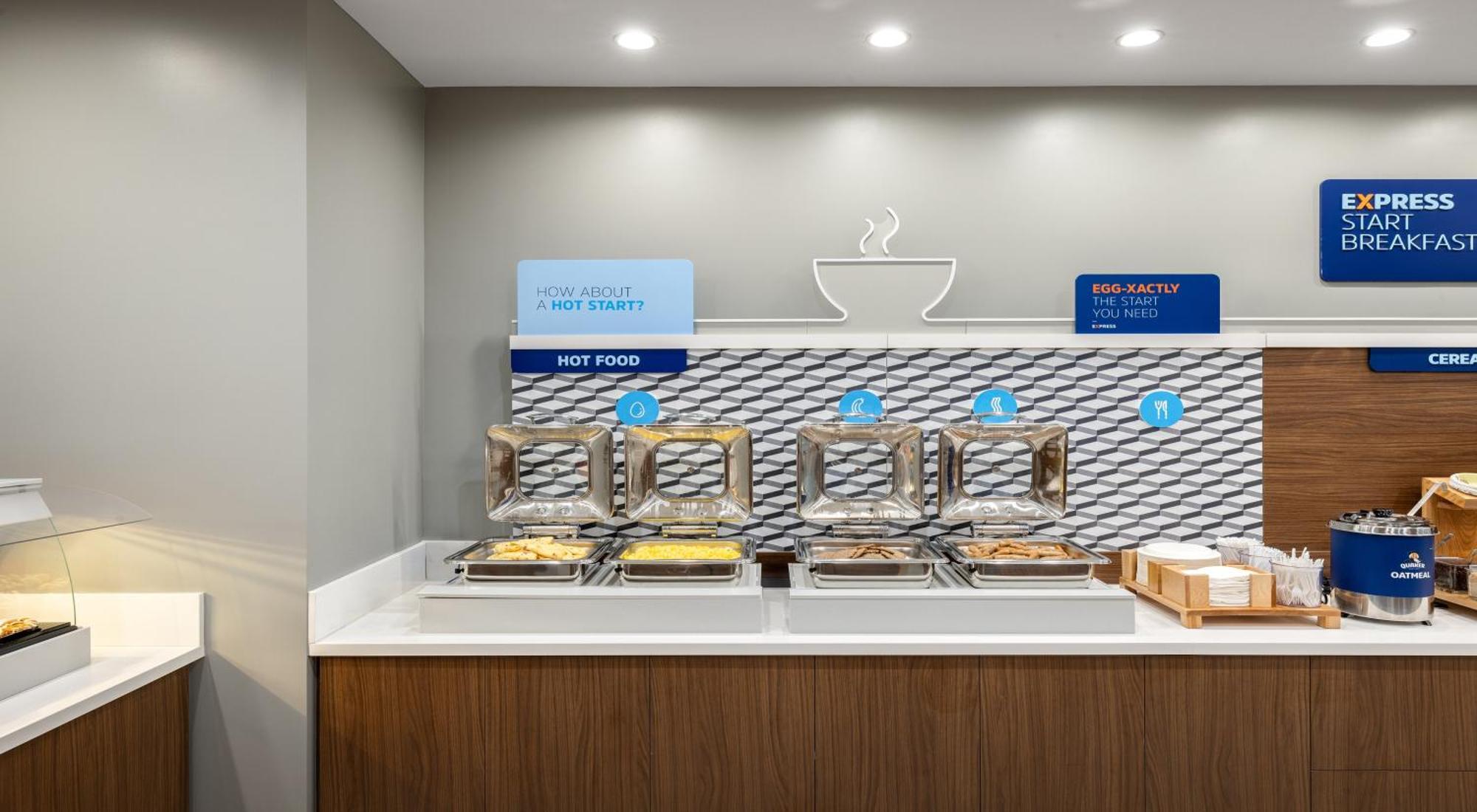 Holiday Inn Express & Suites - Hawaiian Gardens By Ihg Exteriér fotografie