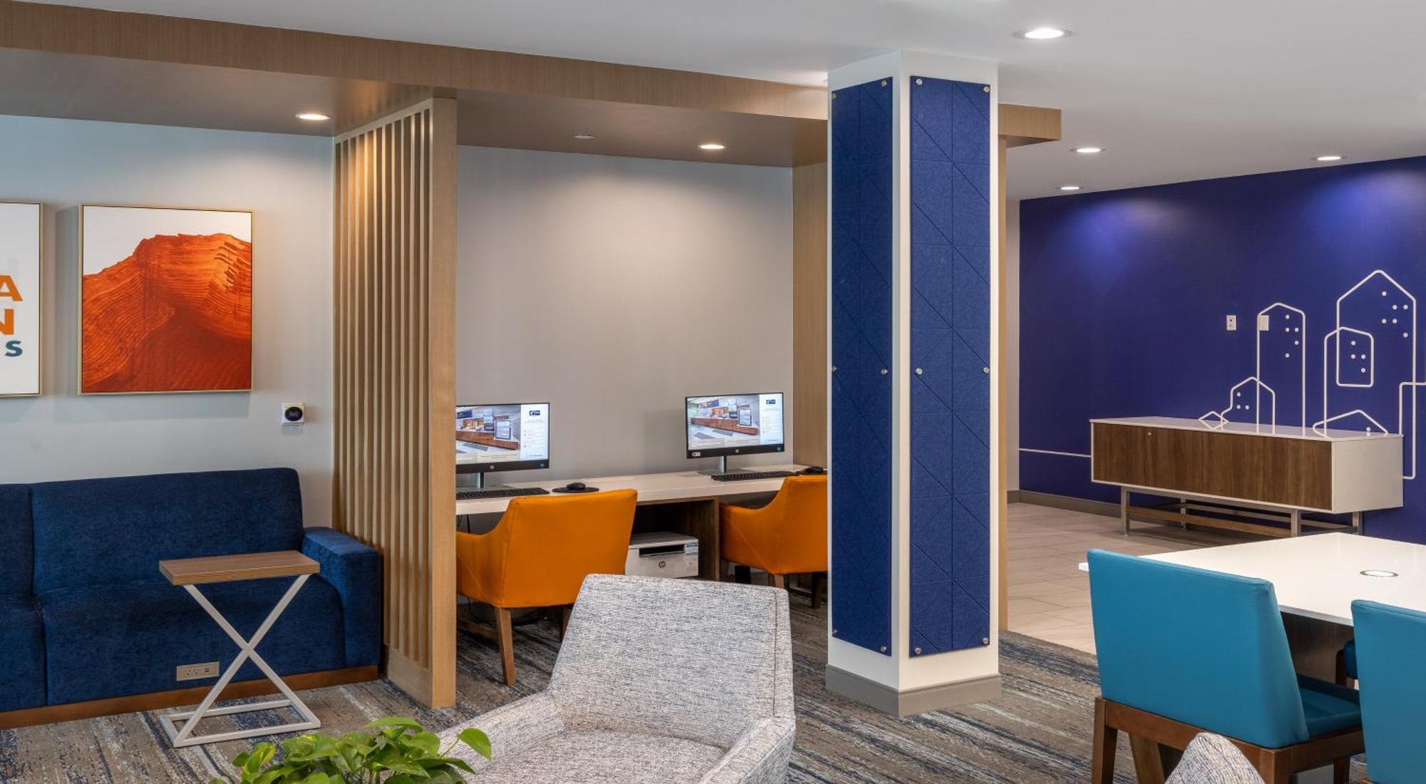 Holiday Inn Express & Suites - Hawaiian Gardens By Ihg Exteriér fotografie