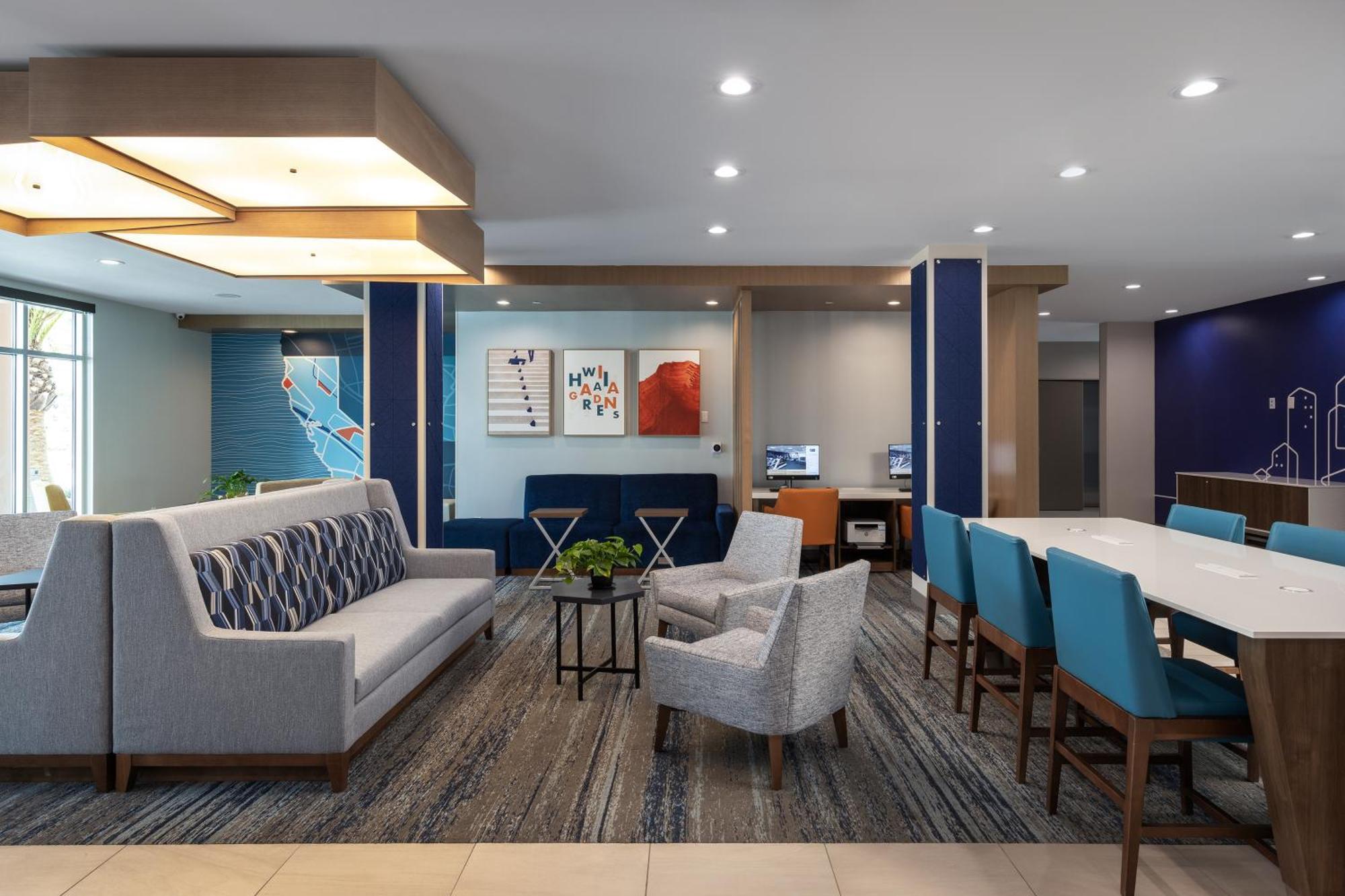 Holiday Inn Express & Suites - Hawaiian Gardens By Ihg Exteriér fotografie