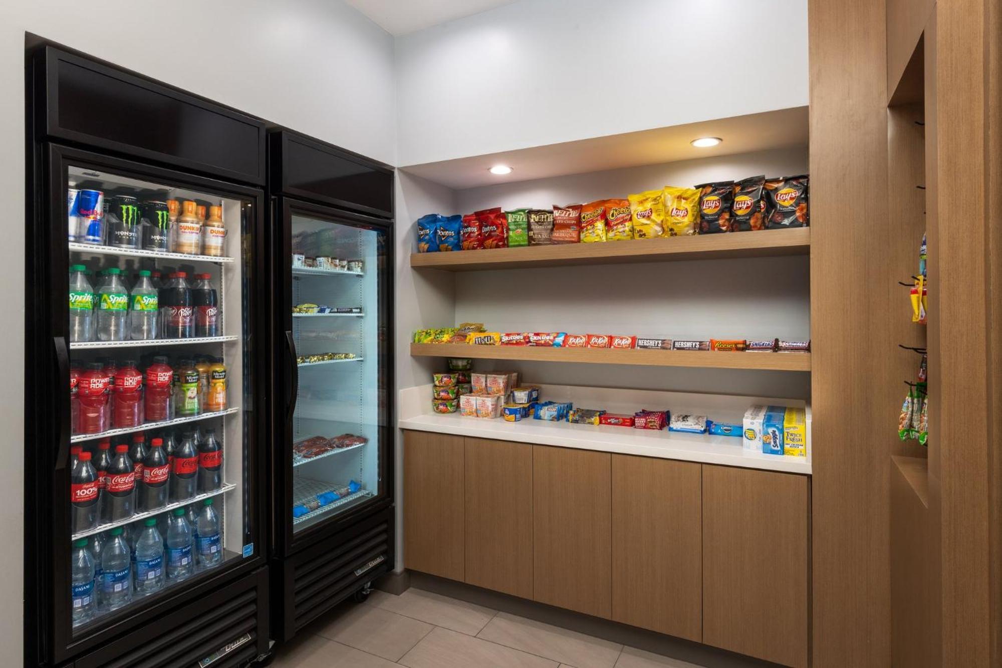 Holiday Inn Express & Suites - Hawaiian Gardens By Ihg Exteriér fotografie